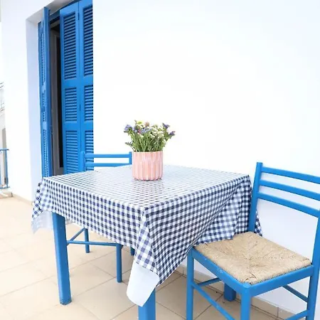 Rhodes Town Garden Апартаменти *