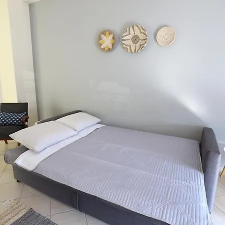 Rhodes Town Garden Апартаменти *